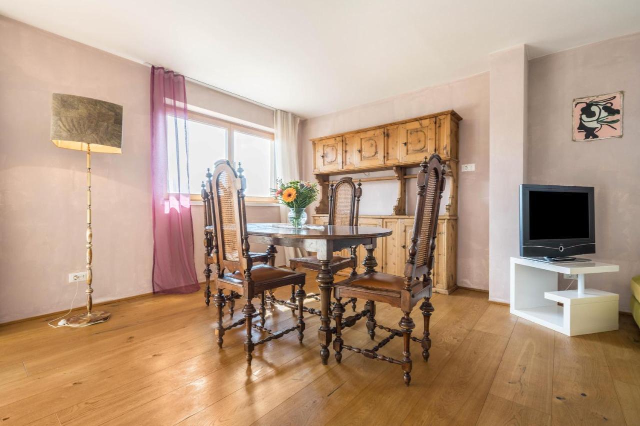 Charmed House Villa Fiumes Bagian luar foto