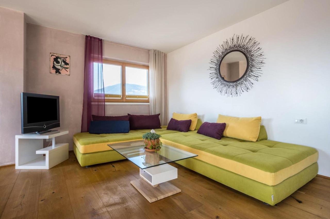Charmed House Villa Fiumes Bagian luar foto